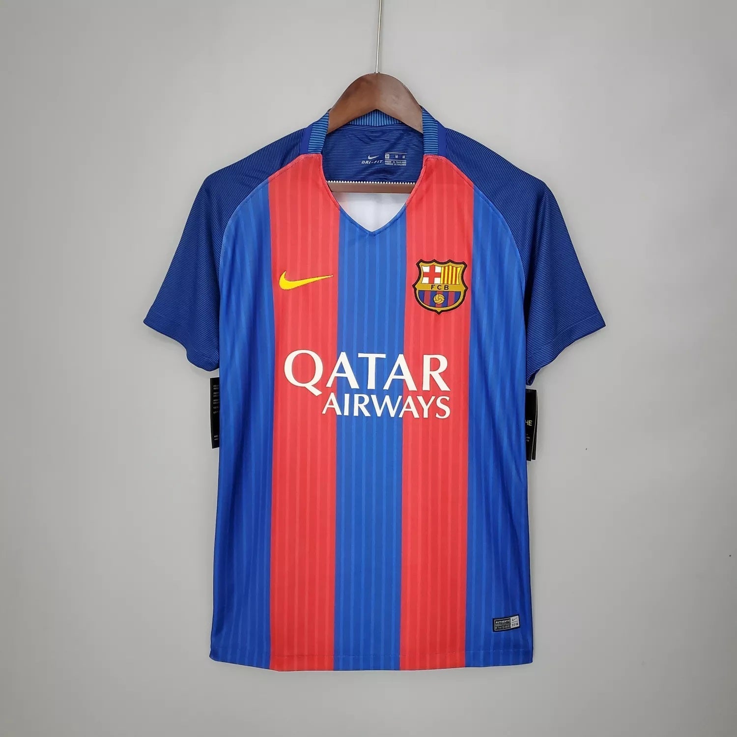 Barcelona Home 2016/2017 Retro Shirt